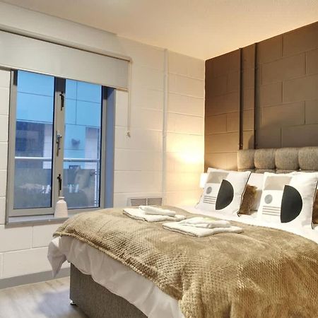 1Br City Centre Apt, Self Check In, Wifi, By Derbnb Sheffield Dış mekan fotoğraf