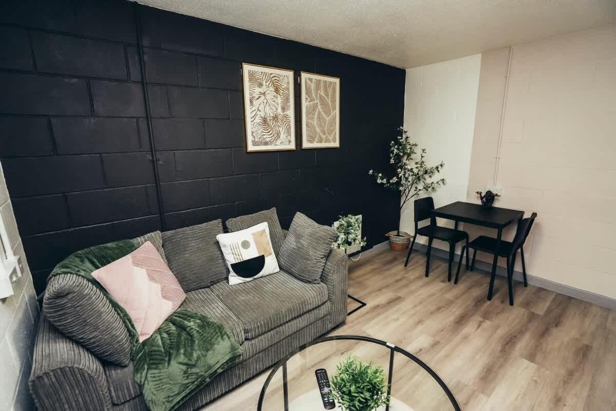 1Br City Centre Apt, Self Check In, Wifi, By Derbnb Sheffield Dış mekan fotoğraf