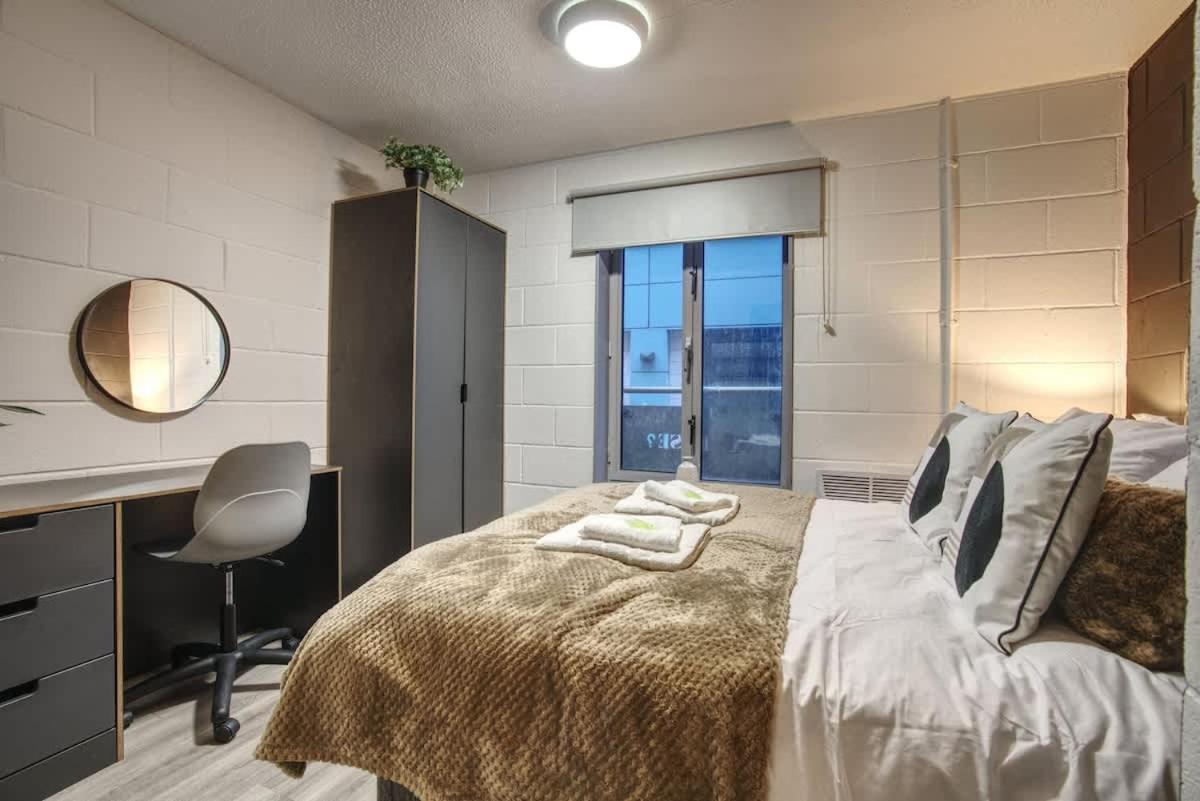 1Br City Centre Apt, Self Check In, Wifi, By Derbnb Sheffield Dış mekan fotoğraf